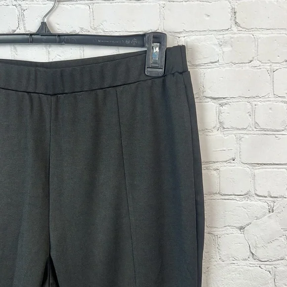 BloomChic Black High Waist Front Seam Leggings Plus Size 14/16 1X NWOT - Picture 3 of 5